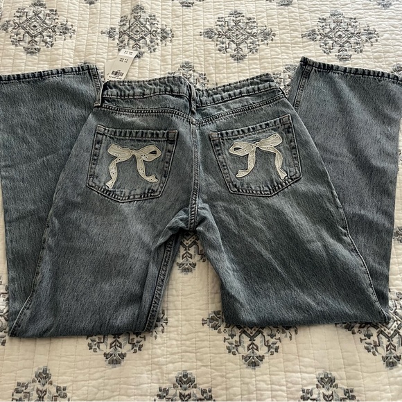 Hollister Denim - Hollister | low-rise loose jeans with bow detailing